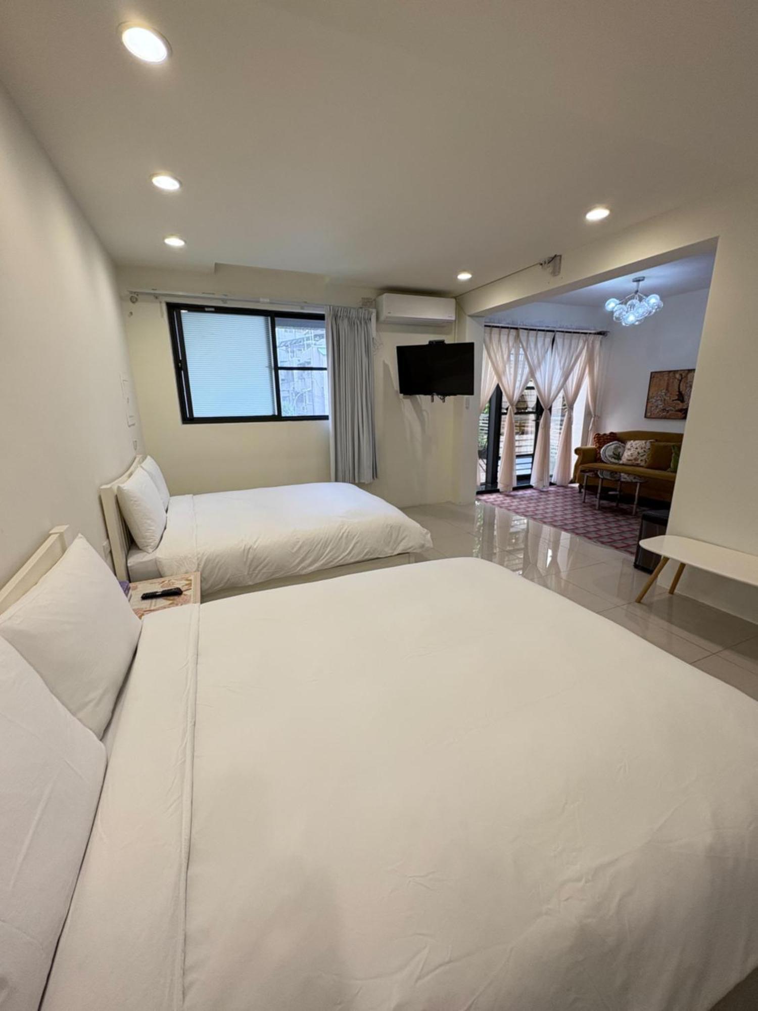 Kaohsiung Raifong Corner Homestay Экстерьер фото