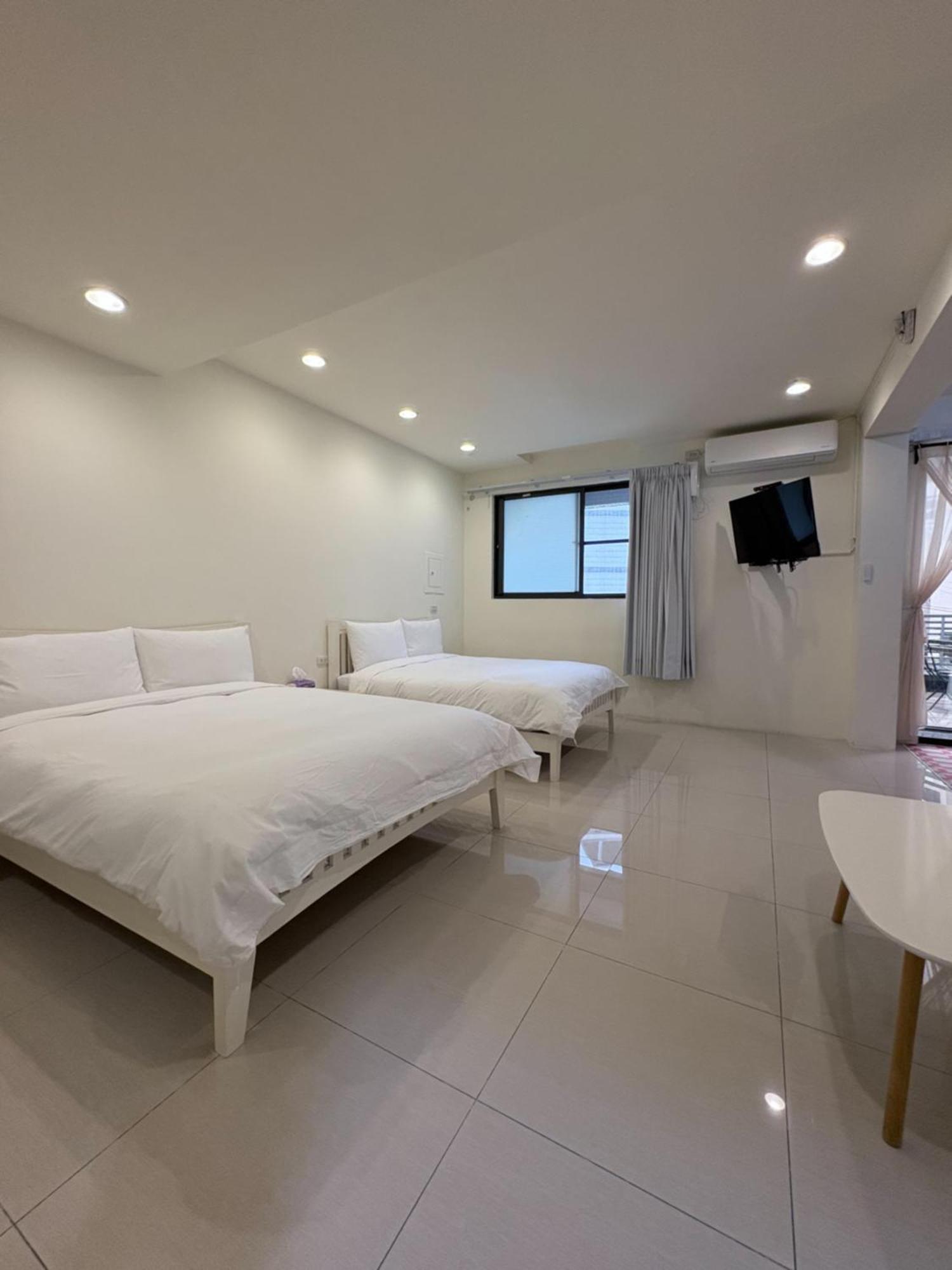 Kaohsiung Raifong Corner Homestay Экстерьер фото